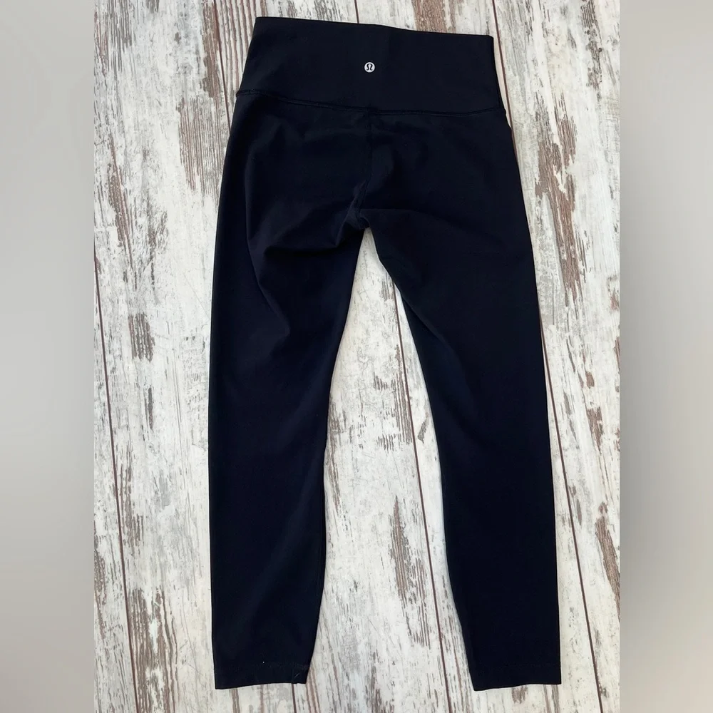 Lululemon Black High-Rise Yoga Leggings - Picture 11 of 12